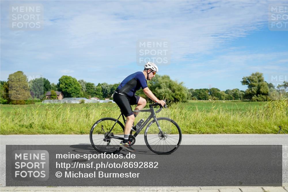 31.08.2025 - Elbe Triathlon Hamburg Michael Burmester http://msf.ph/oto/8692882 31.08.2025 10:51:10 Radfahren 1150, 1156, 1222, 1418, 1446 meine-sportfotos.de
