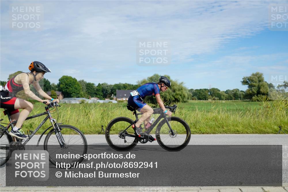 31.08.2025 - Elbe Triathlon Hamburg Michael Burmester http://msf.ph/oto/8692941 31.08.2025 10:53:16 Radfahren 1378, 1413, 1449 meine-sportfotos.de