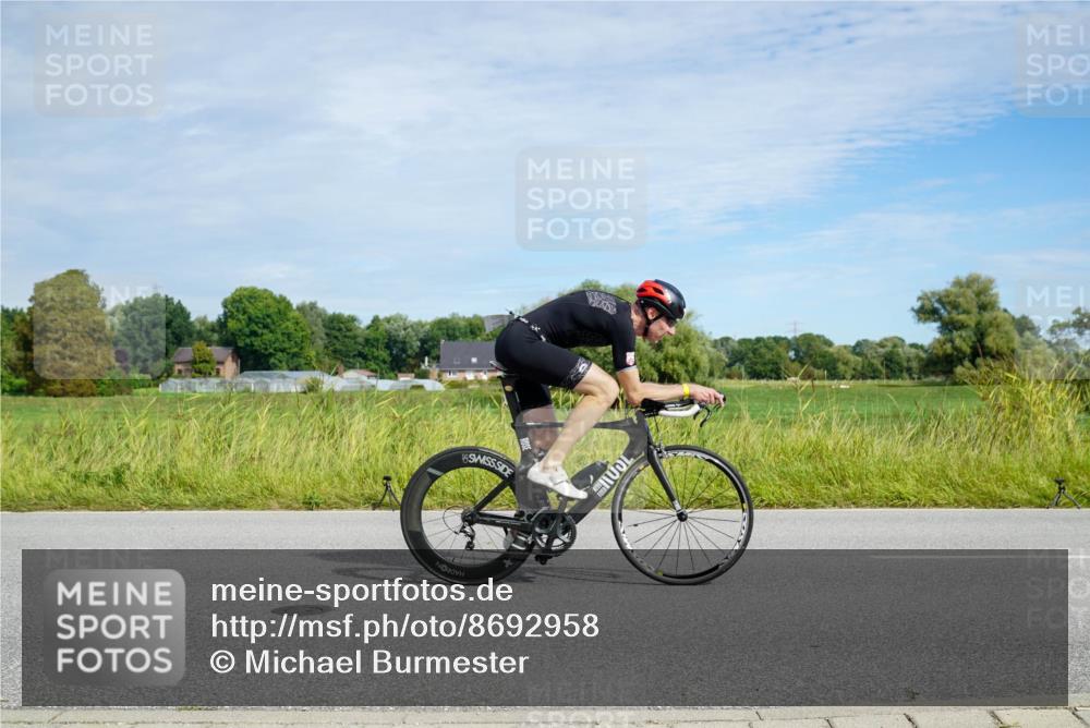 31.08.2025 - Elbe Triathlon Hamburg Michael Burmester http://msf.ph/oto/8692958 31.08.2025 10:54:00 Radfahren 1114, 1278, 1291, 1335, 1341, 1365, 1367, 1411, 1428 meine-sportfotos.de