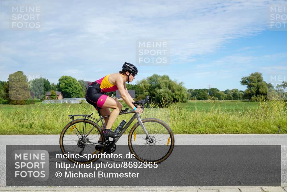 31.08.2025 - Elbe Triathlon Hamburg Michael Burmester http://msf.ph/oto/8692965 31.08.2025 10:54:08 Radfahren 1114, 1291, 1341, 1416, 1454 meine-sportfotos.de