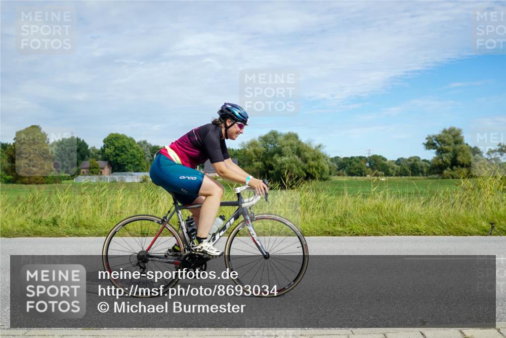 31.08.2025 - Elbe Triathlon Hamburg Michael Burmester http://msf.ph/oto/8693034 31.08.2025 10:56:40 Radfahren 772, 1166, 1250, 1301, 1366, 1407, 1430, 1474, 1475 meine-sportfotos.de
