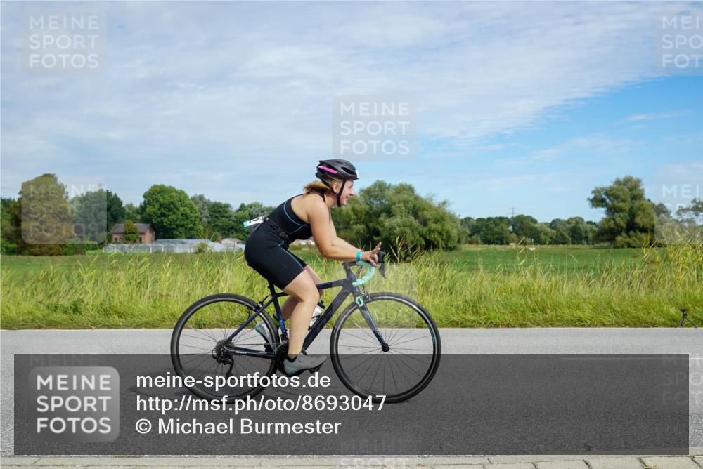 31.08.2025 - Elbe Triathlon Hamburg Michael Burmester http://msf.ph/oto/8693047 31.08.2025 10:56:59 Radfahren 1305, 1361, 1392, 1414, 1450, 1458 meine-sportfotos.de