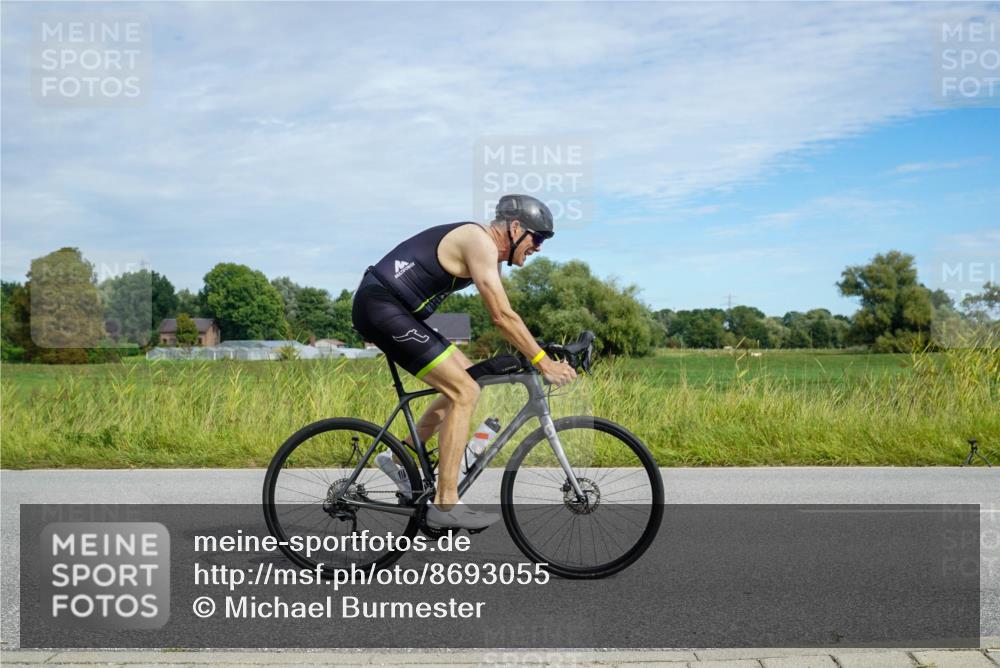 31.08.2025 - Elbe Triathlon Hamburg Michael Burmester http://msf.ph/oto/8693055 31.08.2025 10:57:12 Radfahren 1297, 1323, 1357, 1363, 1504, 1601, 1614 meine-sportfotos.de