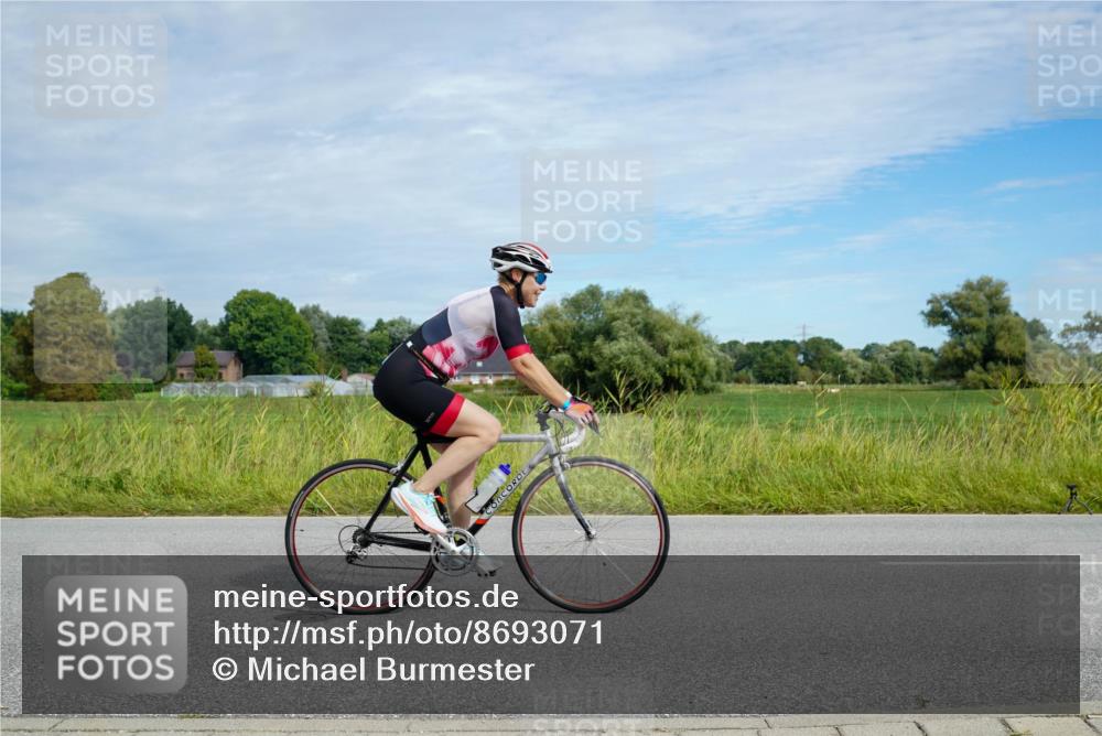 31.08.2025 - Elbe Triathlon Hamburg Michael Burmester http://msf.ph/oto/8693071 31.08.2025 10:57:38 Radfahren 1161, 1377, 1399, 1502 meine-sportfotos.de