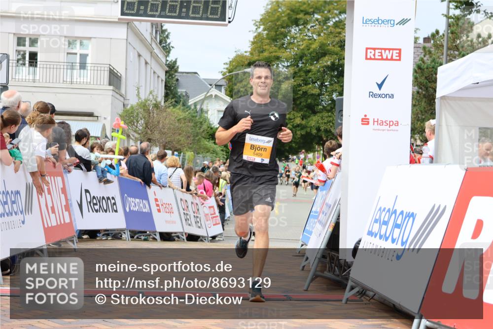 31.08.2025 - 21. Blankeneser Heldenlauf Strokosch-Dieckow http://msf.ph/oto/8693129 31.08.2025 12:37:11 Ziel 5409, 4365 meine-sportfotos.de