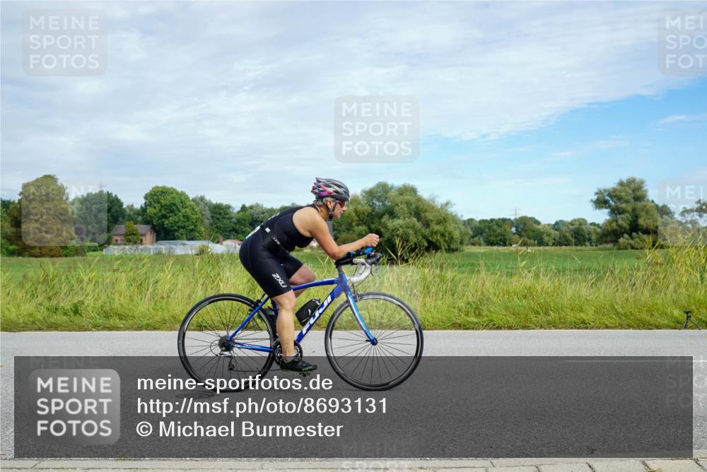 31.08.2025 - Elbe Triathlon Hamburg Michael Burmester http://msf.ph/oto/8693131 31.08.2025 11:00:05 Radfahren 1256, 1273, 1292, 1313, 1348, 1490, 1588 meine-sportfotos.de