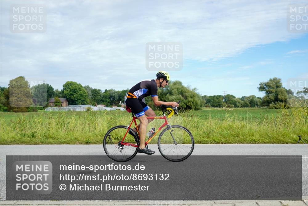 31.08.2025 - Elbe Triathlon Hamburg Michael Burmester http://msf.ph/oto/8693132 31.08.2025 11:00:05 Radfahren 1256, 1273, 1292, 1313, 1348, 1490, 1588 meine-sportfotos.de
