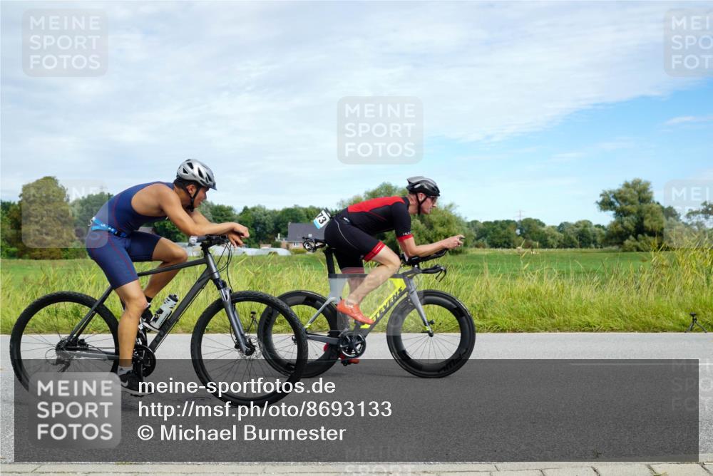 31.08.2025 - Elbe Triathlon Hamburg Michael Burmester http://msf.ph/oto/8693133 31.08.2025 11:00:06 Radfahren 1256, 1273, 1292, 1313, 1348, 1490, 1588 meine-sportfotos.de