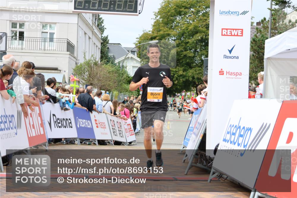 31.08.2025 - 21. Blankeneser Heldenlauf Strokosch-Dieckow http://msf.ph/oto/8693153 31.08.2025 12:37:11 Ziel 5409, 4365 meine-sportfotos.de