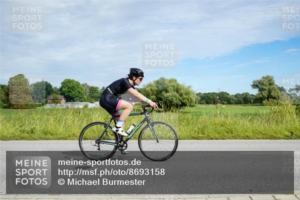 31.08.2025 - Elbe Triathlon Hamburg Michael Burmester http://msf.ph/oto/8693158 31.08.2025 11:01:09 Radfahren 1245, 1259, 1359, 1397, 1609 meine-sportfotos.de