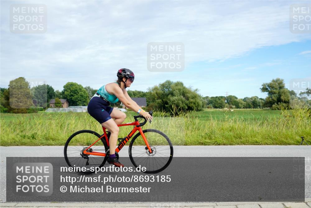 31.08.2025 - Elbe Triathlon Hamburg Michael Burmester http://msf.ph/oto/8693185 31.08.2025 11:02:01 Radfahren 1314, 1453, 1534, 1576, 1580, 1610 meine-sportfotos.de