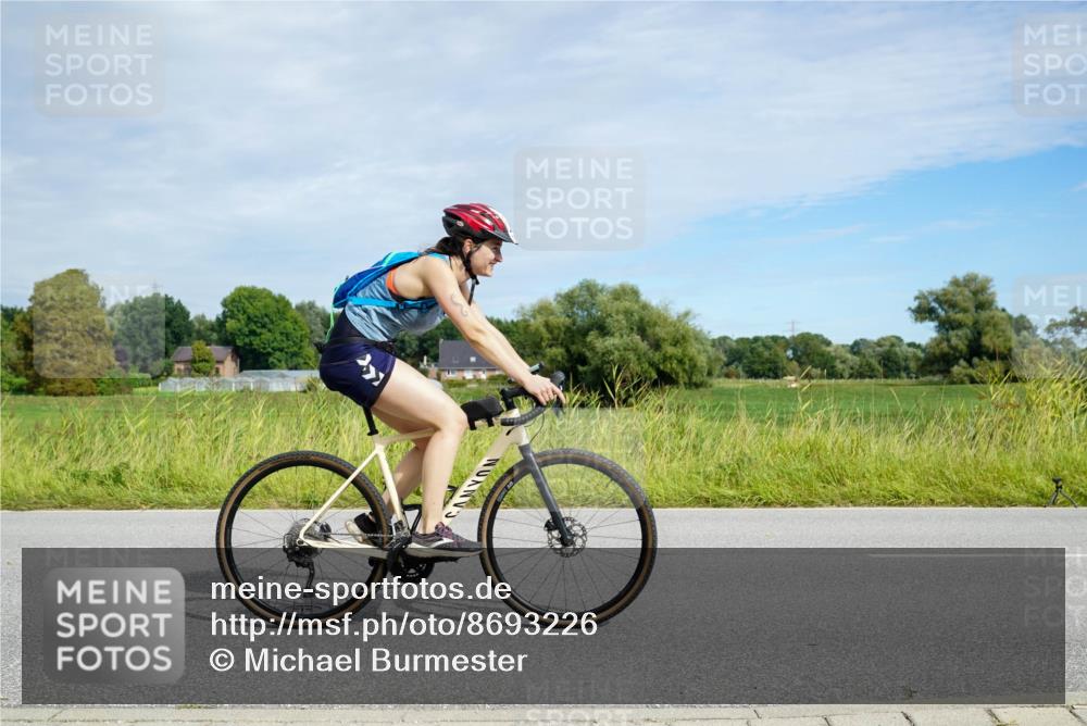 31.08.2025 - Elbe Triathlon Hamburg Michael Burmester http://msf.ph/oto/8693226 31.08.2025 11:03:47 Radfahren 1268, 1549 meine-sportfotos.de