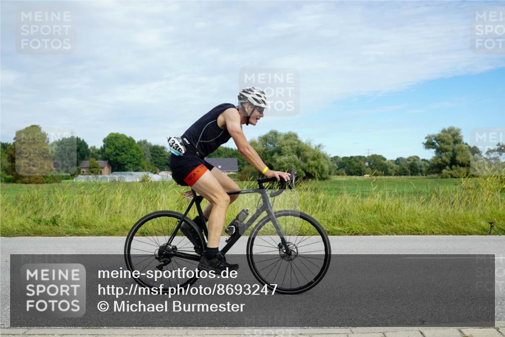 31.08.2025 - Elbe Triathlon Hamburg Michael Burmester http://msf.ph/oto/8693247 31.08.2025 11:04:42 Radfahren 1336, 1510, 1521, 1545, 1546, 1552 meine-sportfotos.de