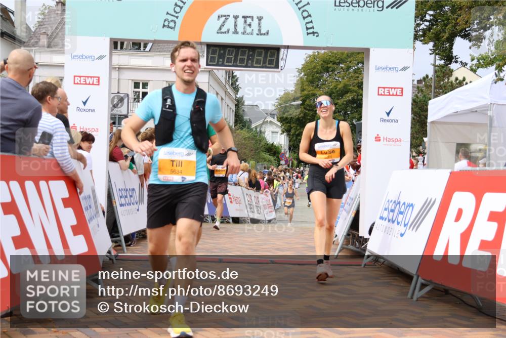 31.08.2025 - 21. Blankeneser Heldenlauf Strokosch-Dieckow http://msf.ph/oto/8693249 31.08.2025 12:36:53 Ziel 5045, 5267, 5201, 5634, 5304, 4245 meine-sportfotos.de