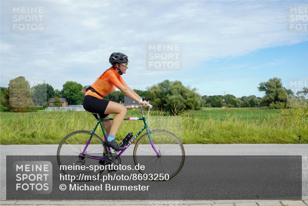 31.08.2025 - Elbe Triathlon Hamburg Michael Burmester http://msf.ph/oto/8693250 31.08.2025 11:04:43 Radfahren 1336, 1510, 1521, 1545, 1546, 1552 meine-sportfotos.de
