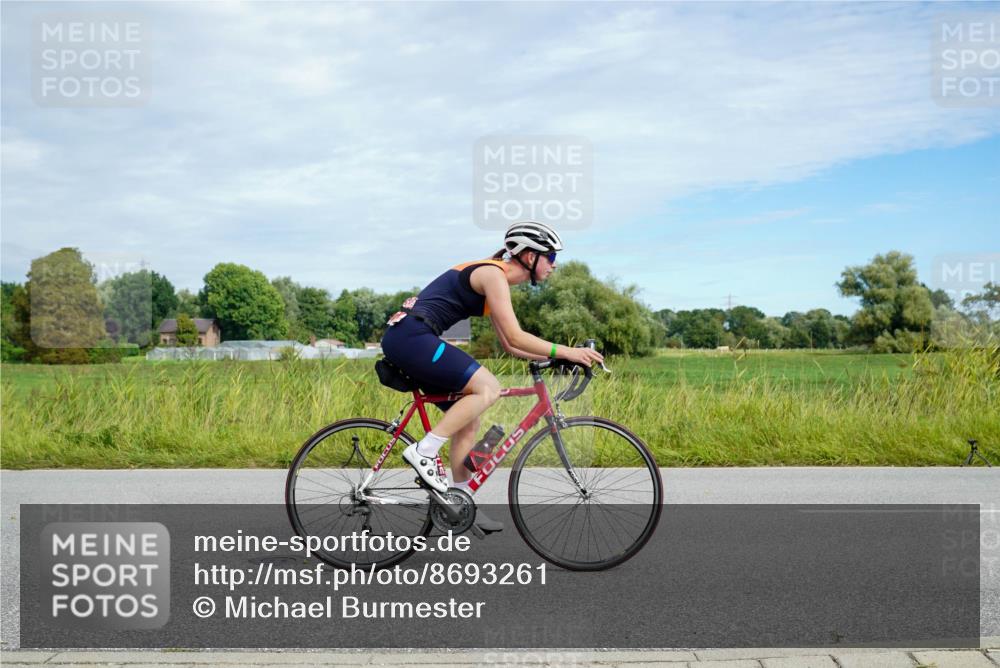 31.08.2025 - Elbe Triathlon Hamburg Michael Burmester http://msf.ph/oto/8693261 31.08.2025 11:05:14 Radfahren 1418, 1446, 1488, 1527, 1573, 1587, 1595 meine-sportfotos.de