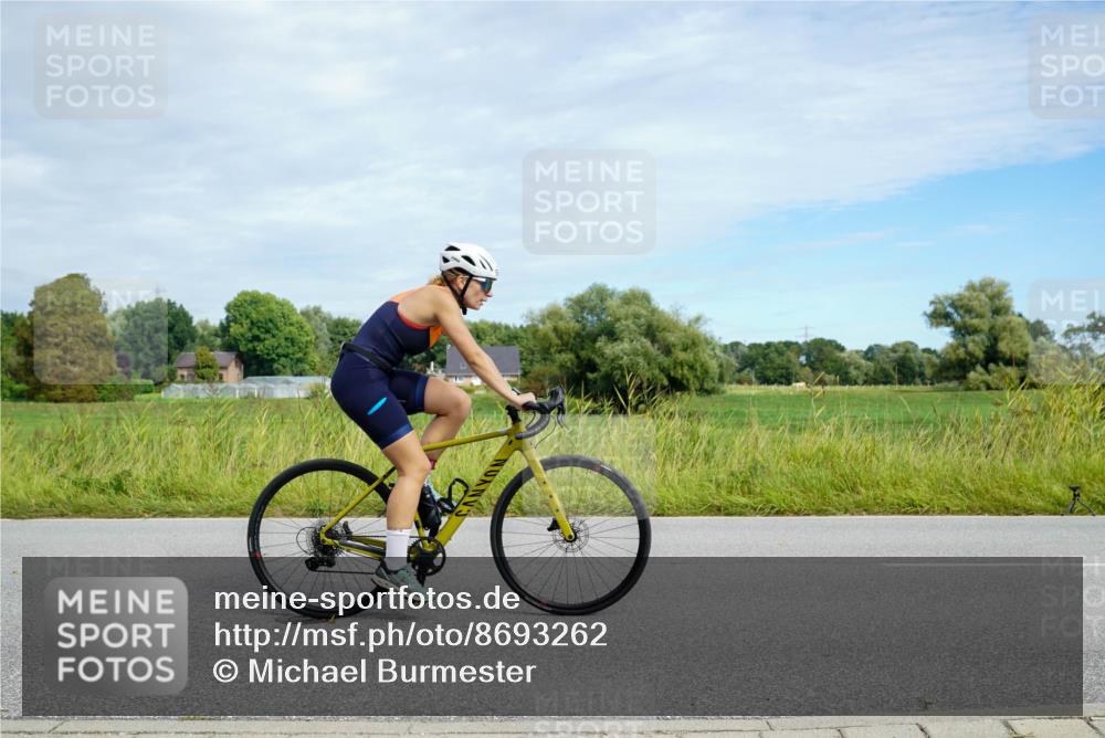 31.08.2025 - Elbe Triathlon Hamburg Michael Burmester http://msf.ph/oto/8693262 31.08.2025 11:05:15 Radfahren 1418, 1446, 1488, 1527, 1573, 1587, 1595 meine-sportfotos.de