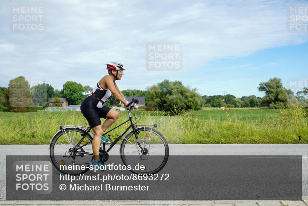 31.08.2025 - Elbe Triathlon Hamburg Michael Burmester http://msf.ph/oto/8693272 31.08.2025 11:05:34 Radfahren 1508 meine-sportfotos.de
