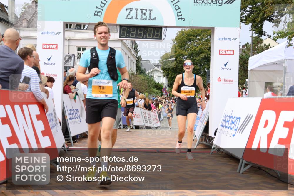 31.08.2025 - 21. Blankeneser Heldenlauf Strokosch-Dieckow http://msf.ph/oto/8693273 31.08.2025 12:36:53 Ziel 5045, 5267, 5201, 5634, 5304, 4245 meine-sportfotos.de