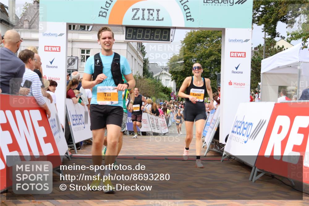 31.08.2025 - 21. Blankeneser Heldenlauf Strokosch-Dieckow http://msf.ph/oto/8693280 31.08.2025 12:36:53 Ziel 5045, 5267, 5201, 5634, 5304, 4245 meine-sportfotos.de