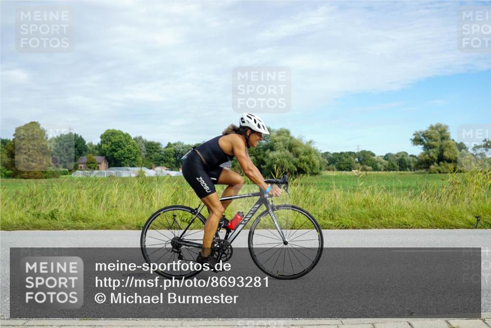 31.08.2025 - Elbe Triathlon Hamburg Michael Burmester http://msf.ph/oto/8693281 31.08.2025 11:06:11 Radfahren 1480, 1516, 1541 meine-sportfotos.de