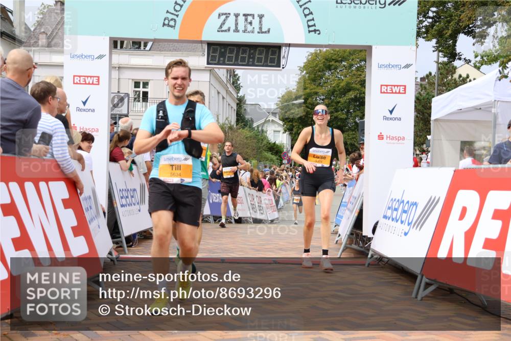 31.08.2025 - 21. Blankeneser Heldenlauf Strokosch-Dieckow http://msf.ph/oto/8693296 31.08.2025 12:36:52 Ziel 5230, 5045, 5267, 5201, 5634, 5304, 4245 meine-sportfotos.de