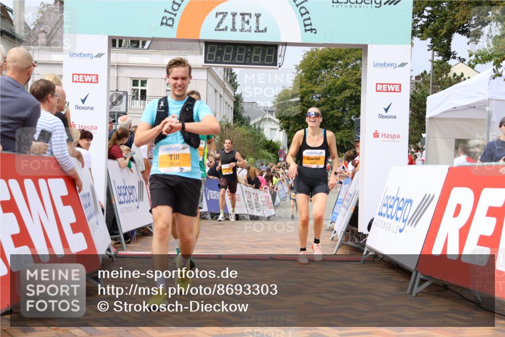 31.08.2025 - 21. Blankeneser Heldenlauf Strokosch-Dieckow http://msf.ph/oto/8693303 31.08.2025 12:36:52 Ziel 5230, 5045, 5267, 5201, 5634, 5304, 4245 meine-sportfotos.de