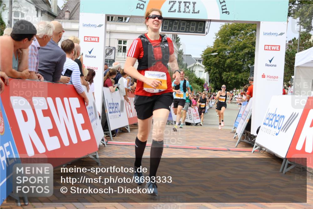 31.08.2025 - 21. Blankeneser Heldenlauf Strokosch-Dieckow http://msf.ph/oto/8693333 31.08.2025 12:36:50 Ziel 5230, 5045, 5201, 5634, 5304, 4245 meine-sportfotos.de