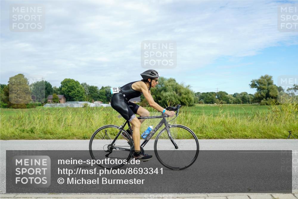 31.08.2025 - Elbe Triathlon Hamburg Michael Burmester http://msf.ph/oto/8693341 31.08.2025 11:09:01 Radfahren 1389, 1487, 1513 meine-sportfotos.de