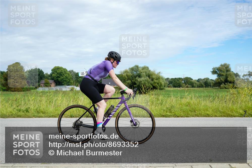 31.08.2025 - Elbe Triathlon Hamburg Michael Burmester http://msf.ph/oto/8693352 31.08.2025 11:09:35 Radfahren 1509, 1589 meine-sportfotos.de