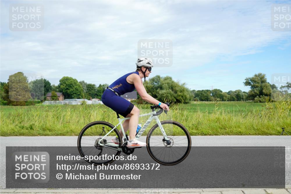 31.08.2025 - Elbe Triathlon Hamburg Michael Burmester http://msf.ph/oto/8693372 31.08.2025 11:10:25 Radfahren 1416, 1422, 1425, 1429, 1484, 1601 meine-sportfotos.de