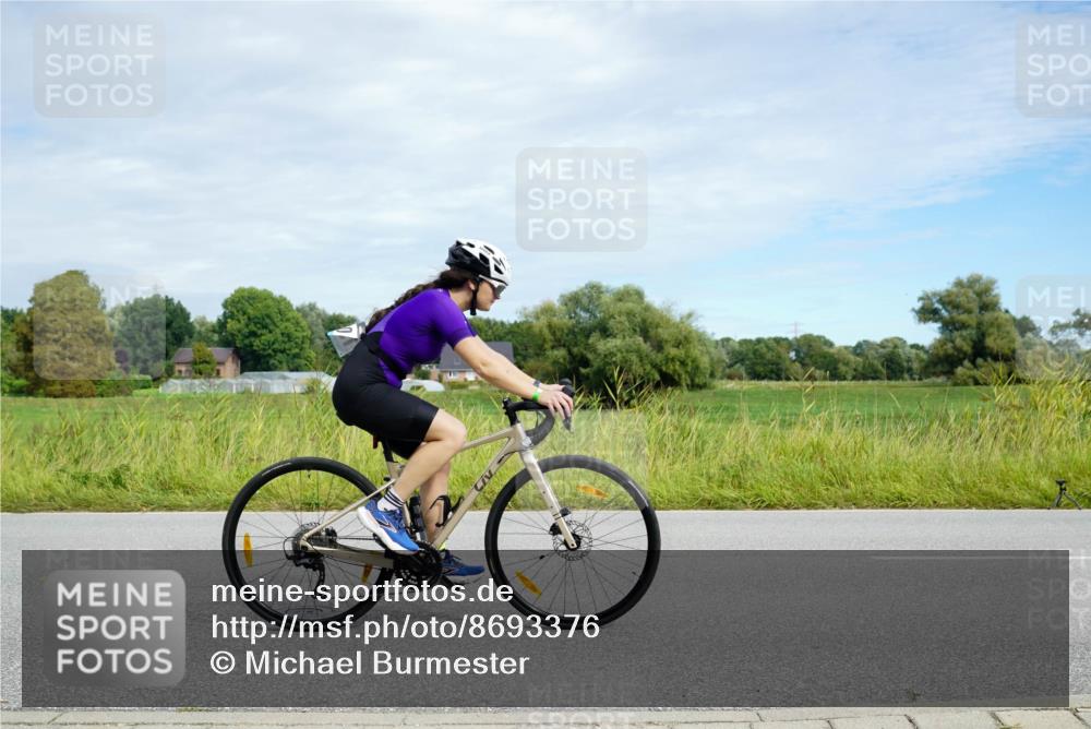 31.08.2025 - Elbe Triathlon Hamburg Michael Burmester http://msf.ph/oto/8693376 31.08.2025 11:10:33 Radfahren 1335, 1388, 1396, 1425, 1550 meine-sportfotos.de