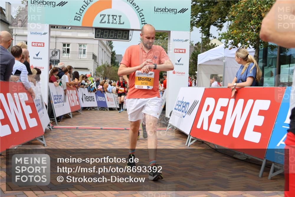 31.08.2025 - 21. Blankeneser Heldenlauf Strokosch-Dieckow http://msf.ph/oto/8693392 31.08.2025 12:36:46 Ziel 5230, 5045, 4245, 4033 meine-sportfotos.de