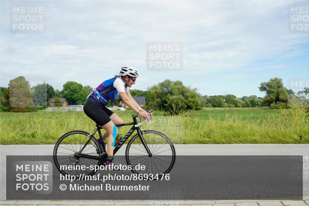 31.08.2025 - Elbe Triathlon Hamburg Michael Burmester http://msf.ph/oto/8693476 31.08.2025 11:15:11 Radfahren 1457, 1617 meine-sportfotos.de