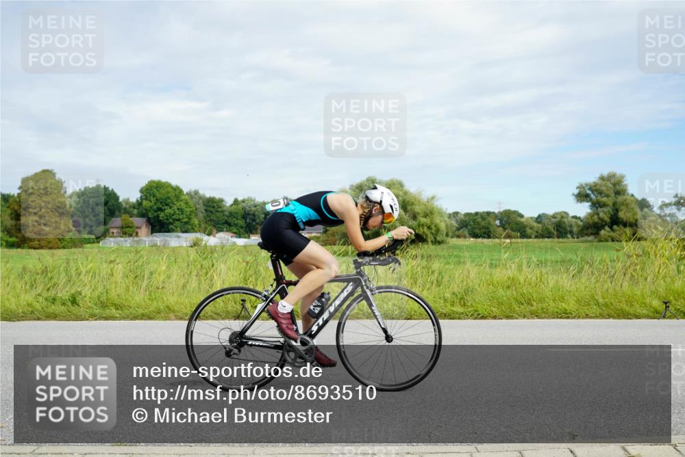 31.08.2025 - Elbe Triathlon Hamburg Michael Burmester http://msf.ph/oto/8693510 31.08.2025 11:18:04 Radfahren 1402, 1610 meine-sportfotos.de