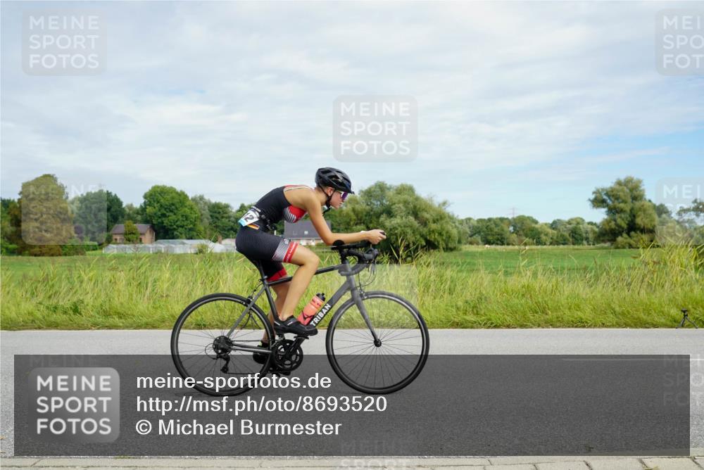 31.08.2025 - Elbe Triathlon Hamburg Michael Burmester http://msf.ph/oto/8693520 31.08.2025 11:18:39 Radfahren 1362, 1423, 1612 meine-sportfotos.de