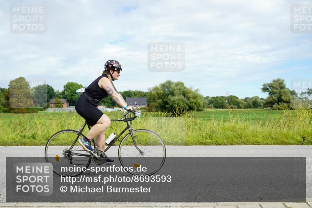 31.08.2025 - Elbe Triathlon Hamburg Michael Burmester http://msf.ph/oto/8693593 31.08.2025 11:24:09 Radfahren 1347, 1524 meine-sportfotos.de