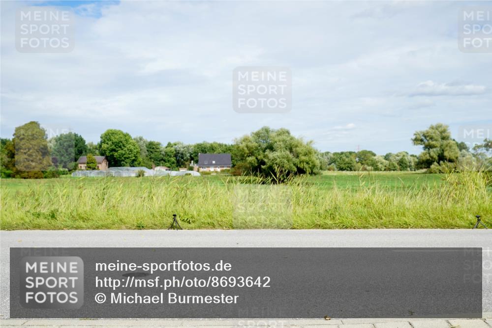 31.08.2025 - Elbe Triathlon Hamburg Michael Burmester http://msf.ph/oto/8693642 31.08.2025 11:59:10 Radfahren  meine-sportfotos.de