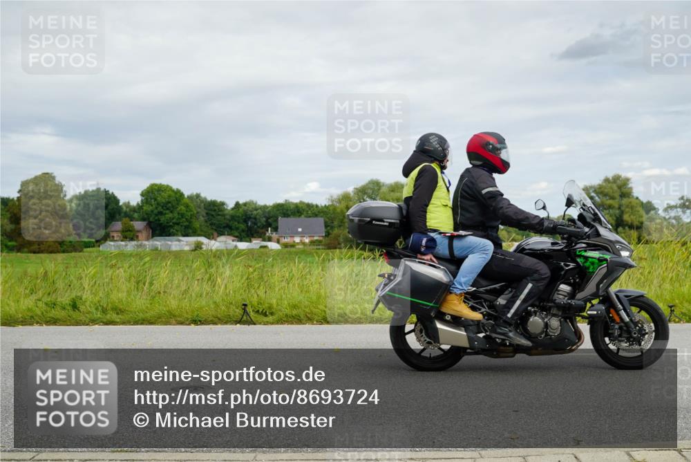 31.08.2025 - Elbe Triathlon Hamburg Michael Burmester http://msf.ph/oto/8693724 31.08.2025 12:36:55 Radfahren  meine-sportfotos.de
