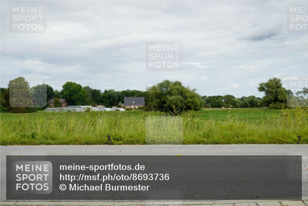 31.08.2025 - Elbe Triathlon Hamburg Michael Burmester http://msf.ph/oto/8693736 31.08.2025 12:39:41 Radfahren  meine-sportfotos.de