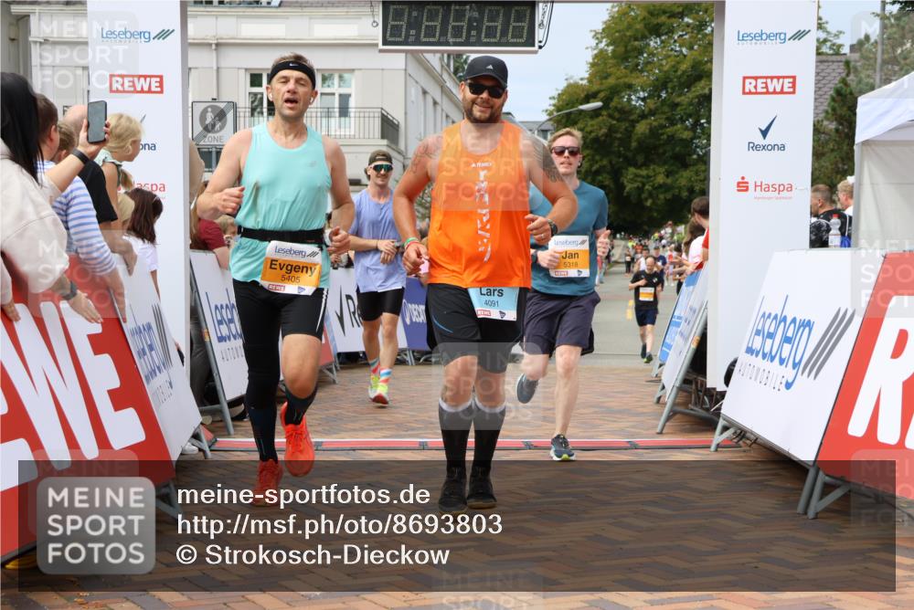31.08.2025 - 21. Blankeneser Heldenlauf Strokosch-Dieckow http://msf.ph/oto/8693803 31.08.2025 12:36:11 Ziel 5405, 5159, 5158, 5318, 4383, 4091 meine-sportfotos.de