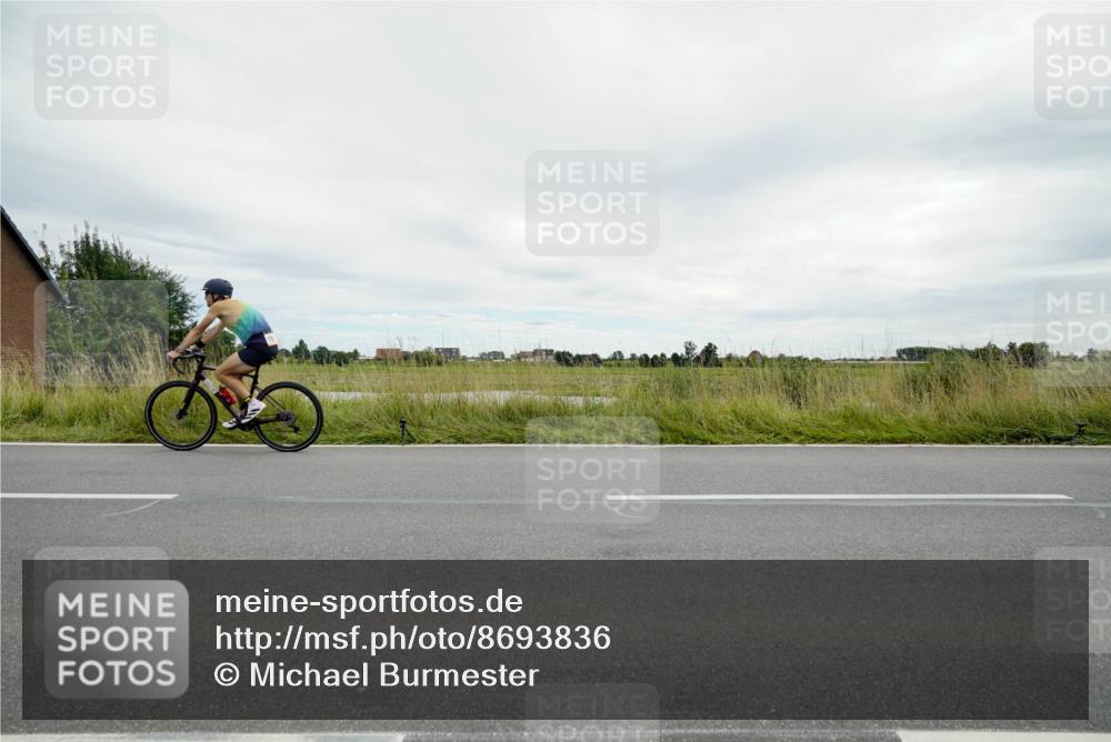 31.08.2025 - Elbe Triathlon Hamburg Michael Burmester http://msf.ph/oto/8693836 31.08.2025 14:10:21 Radfahren 121, 127, 139, 143, 145 meine-sportfotos.de