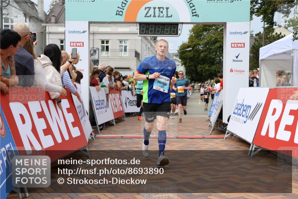 31.08.2025 - 21. Blankeneser Heldenlauf Strokosch-Dieckow http://msf.ph/oto/8693890 31.08.2025 12:36:09 Ziel 5405, 5514, 5159, 5158, 5318, 4383, 4091 meine-sportfotos.de