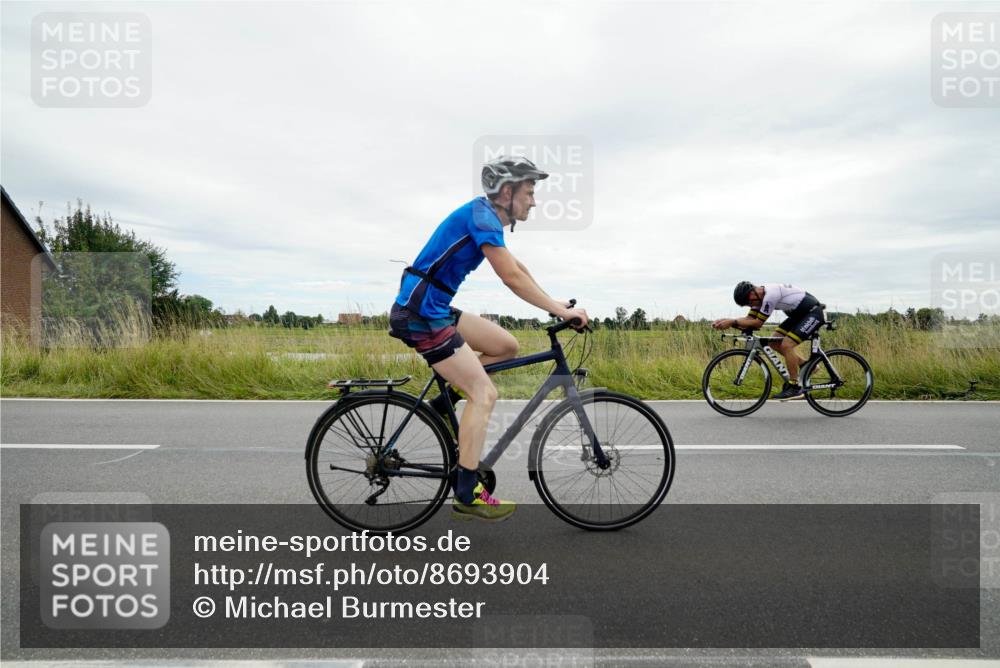 31.08.2025 - Elbe Triathlon Hamburg Michael Burmester http://msf.ph/oto/8693904 31.08.2025 14:13:04 Radfahren 124, 133, 149, 155 meine-sportfotos.de