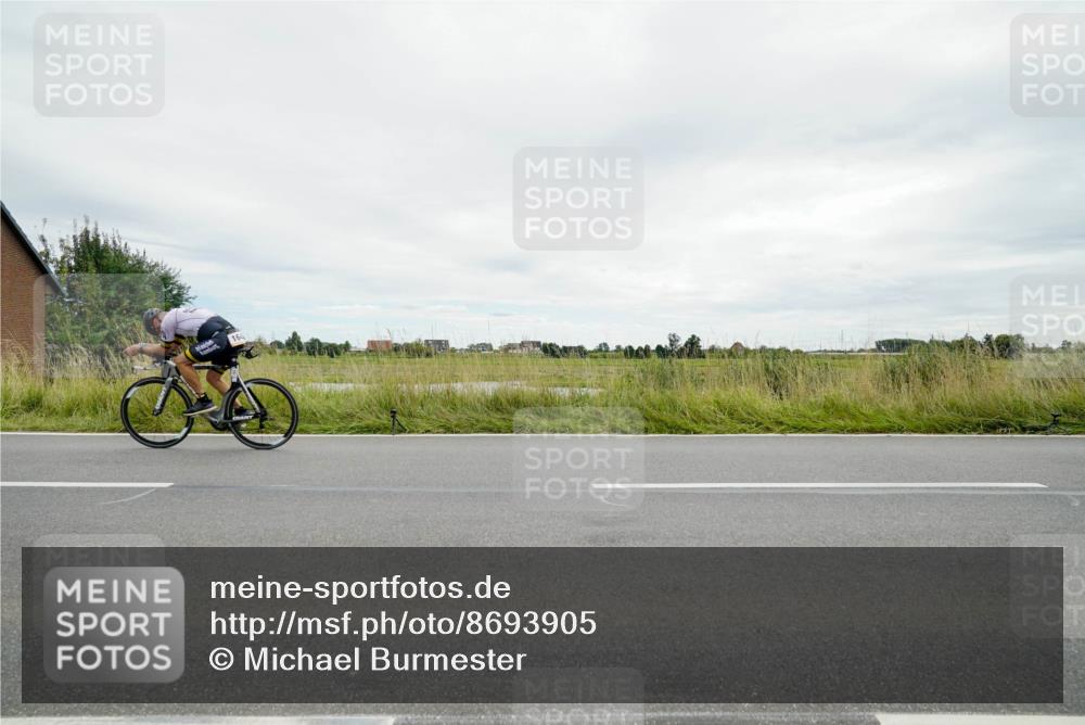 31.08.2025 - Elbe Triathlon Hamburg Michael Burmester http://msf.ph/oto/8693905 31.08.2025 14:13:05 Radfahren 124, 133, 149, 155 meine-sportfotos.de