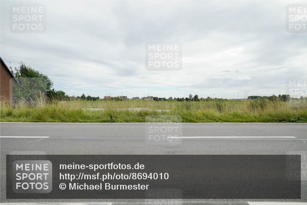31.08.2025 - Elbe Triathlon Hamburg Michael Burmester http://msf.ph/oto/8694010 31.08.2025 14:17:37 Radfahren 140, 149 meine-sportfotos.de