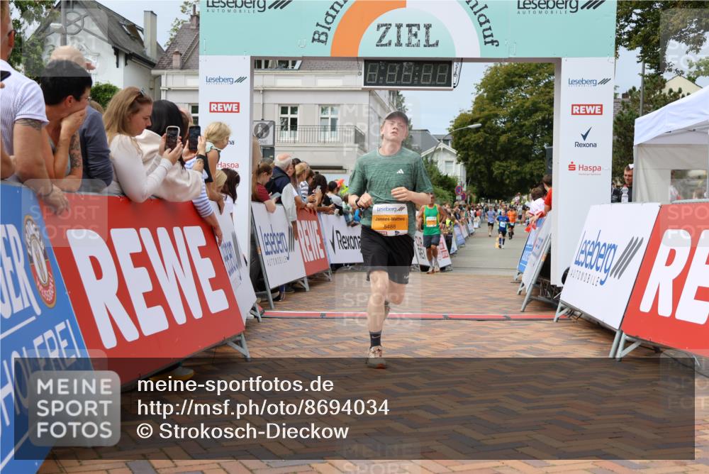 31.08.2025 - 21. Blankeneser Heldenlauf Strokosch-Dieckow http://msf.ph/oto/8694034 31.08.2025 12:35:57 Ziel 5480, 5488, 5211, 5514, 4173 meine-sportfotos.de