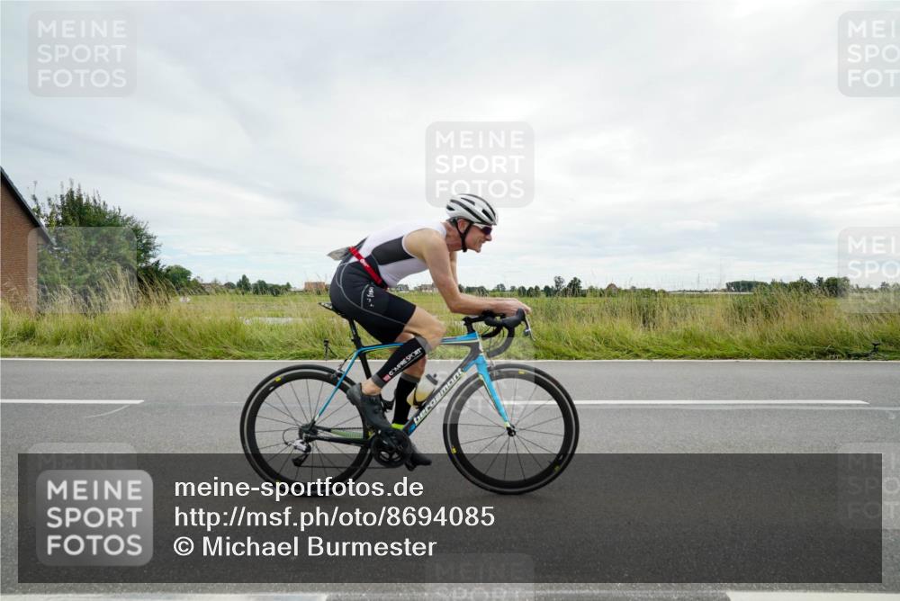 31.08.2025 - Elbe Triathlon Hamburg Michael Burmester http://msf.ph/oto/8694085 31.08.2025 14:22:12 Radfahren 140, 149, 152 meine-sportfotos.de