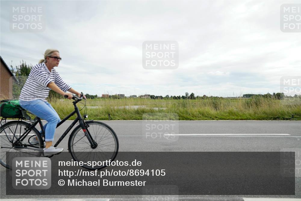 31.08.2025 - Elbe Triathlon Hamburg Michael Burmester http://msf.ph/oto/8694105 31.08.2025 14:25:57 Radfahren  meine-sportfotos.de