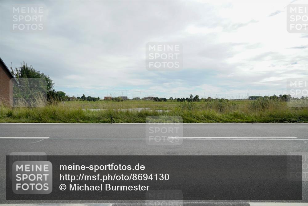 31.08.2025 - Elbe Triathlon Hamburg Michael Burmester http://msf.ph/oto/8694130 31.08.2025 14:37:00 Radfahren  meine-sportfotos.de